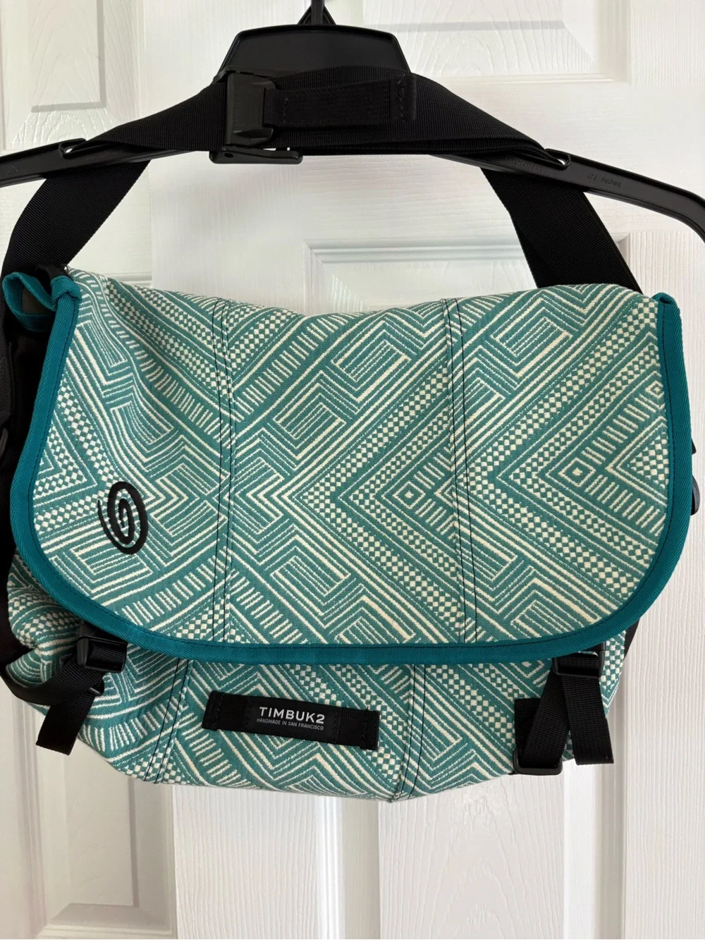 Like NEW- Timbuk2 Teal and White Geometric Messenger Bag